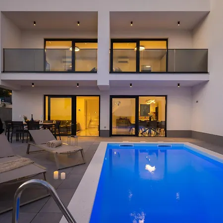Padasi Villa
